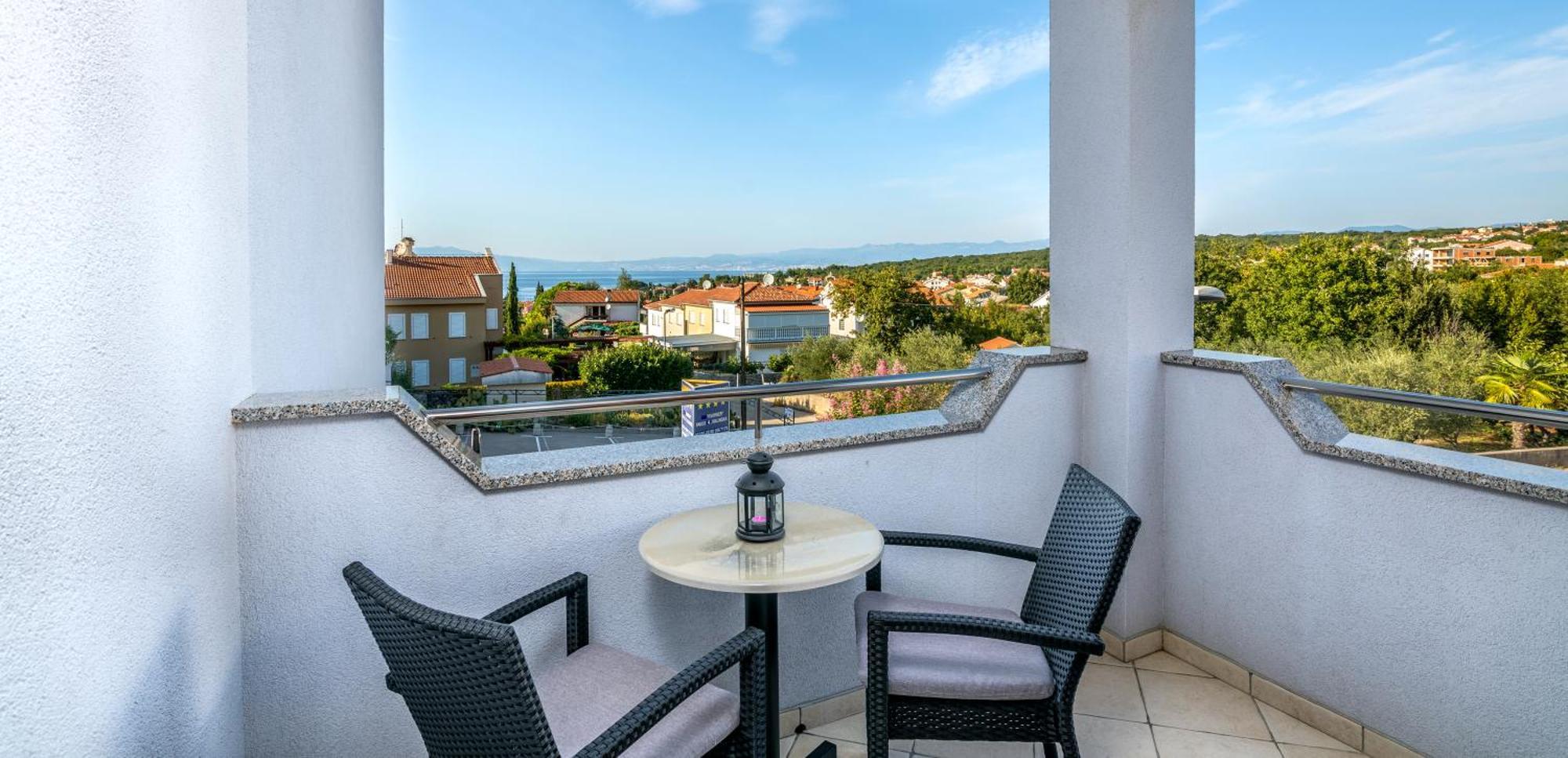 Apartment Kvarner 2 *